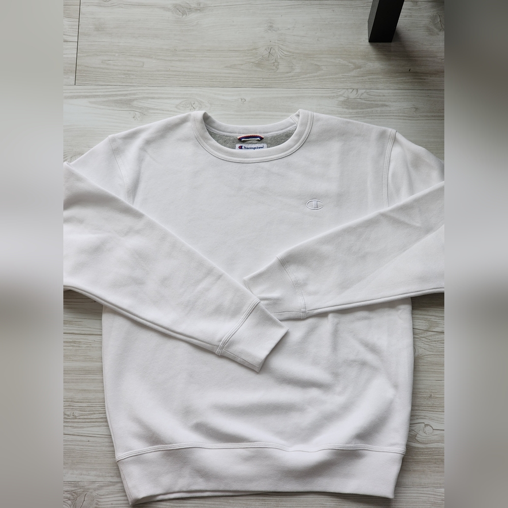 Champion white fleece sweater - NWOT